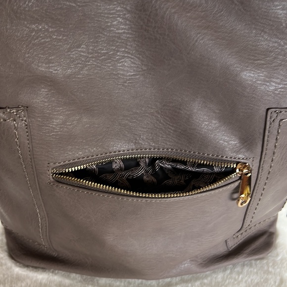 Myztique Grace Hobo Bag Like new - Picture 8 of 17